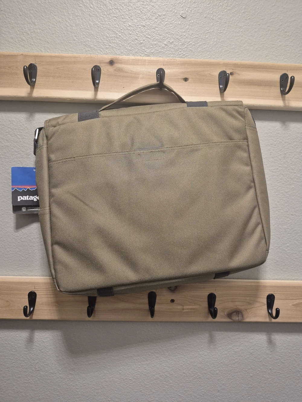 Patagonia durable messenger